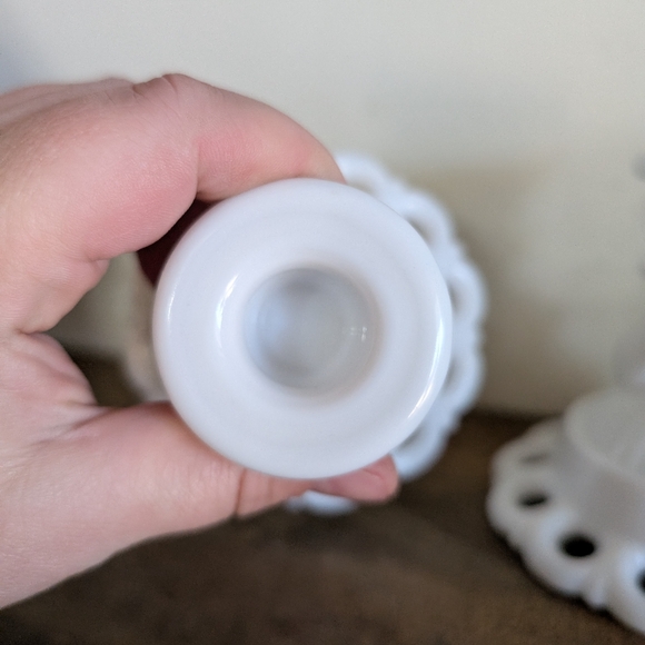 VTG Westmoreland Doric Pattern Milk Glass Candleholders Reversible Mini Compotes - Picture 6 of 6
